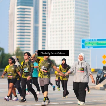 Runner Photo 6729385