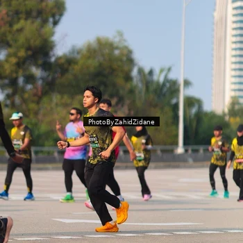 Runner Photo 6729420