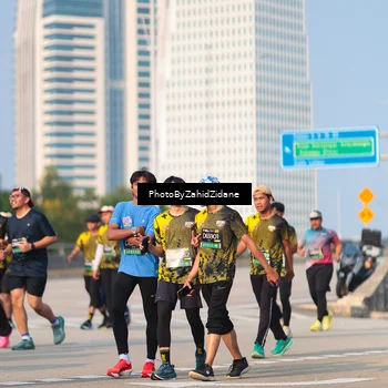 Runner Photo 6729444