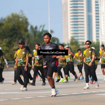 Runner Photo 6730306