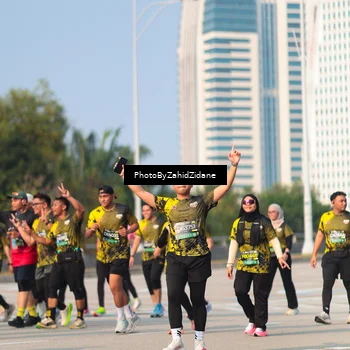 Runner Photo 6730324