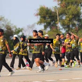 Runner Photo 6730341