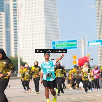 Runner Photo 6730437