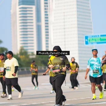 Runner Photo 6730438