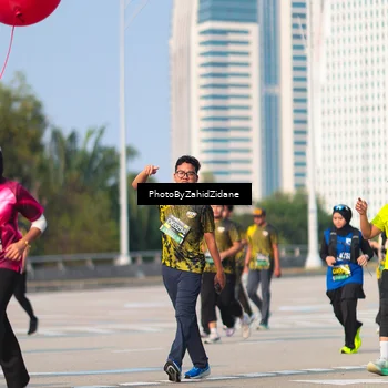 Runner Photo 6730514