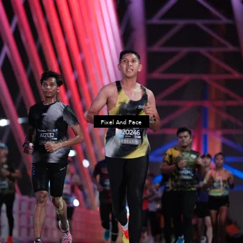 Runner Photo 6730545