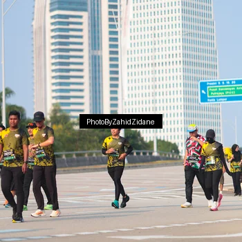 Runner Photo 6730599