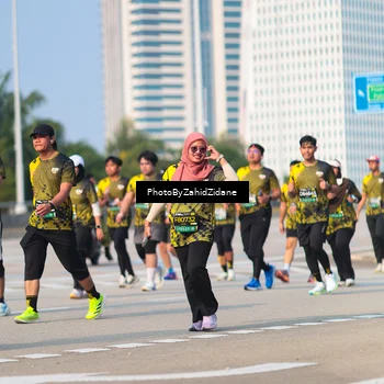Runner Photo 6730702