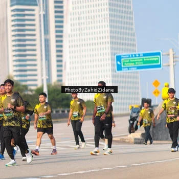 Runner Photo 6730729