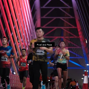 Runner Photo 6730798