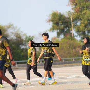 Runner Photo 6730988