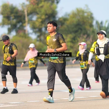 Runner Photo 6731022
