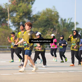 Runner Photo 6731046
