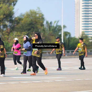 Runner Photo 6731053