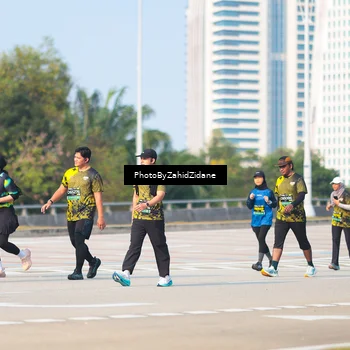 Runner Photo 6731087