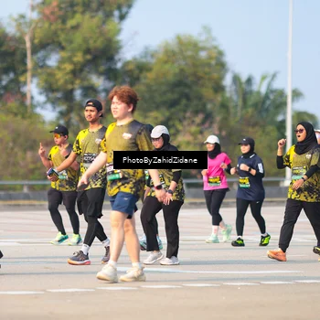 Runner Photo 6731148