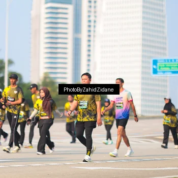 Runner Photo 6731149