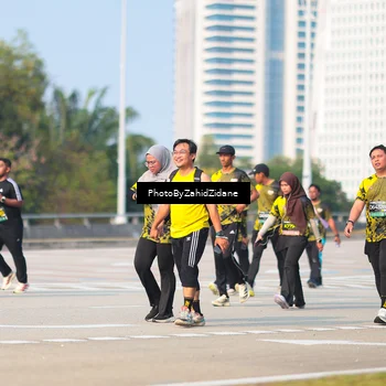 Runner Photo 6731151