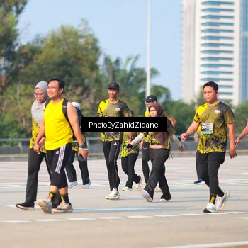 Runner Photo 6731157