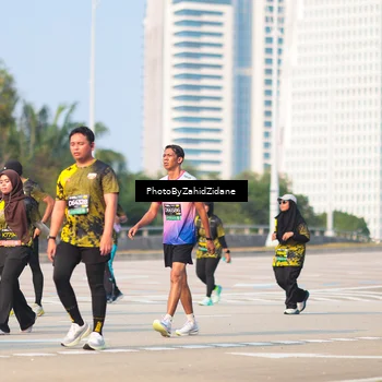 Runner Photo 6731172