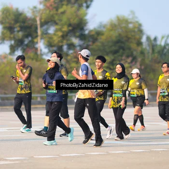 Runner Photo 6731173
