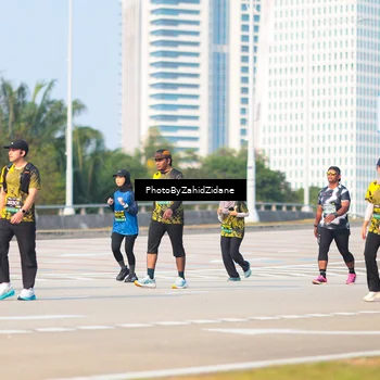 Runner Photo 6731189