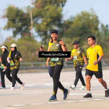 Runner Photo 6731213
