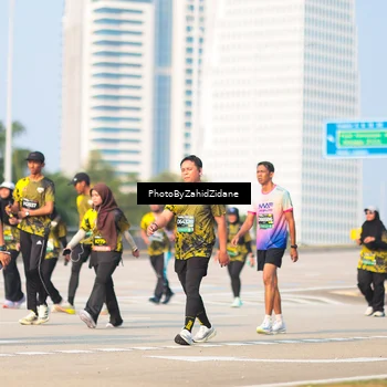 Runner Photo 6731219