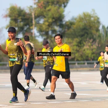 Runner Photo 6731230