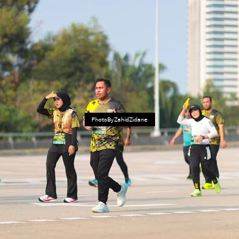 Runner Photo 6731367