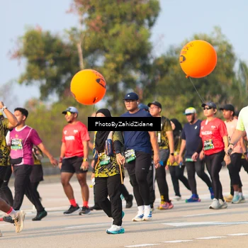 Runner Photo 6731489