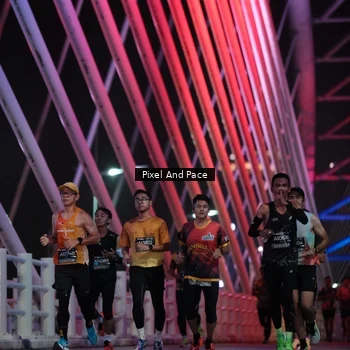 Runner Photo 6731518