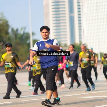 Runner Photo 6731744