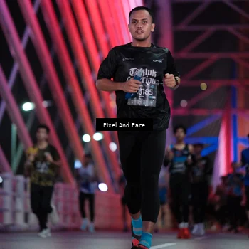 Runner Photo 6732100