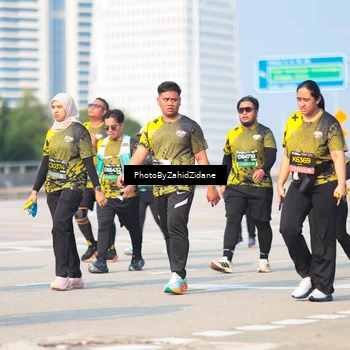 Runner Photo 6732614