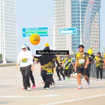Runner Photo 6732642