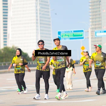 Runner Photo 6732666