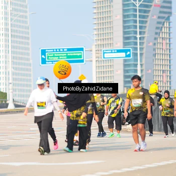 Runner Photo 6732668
