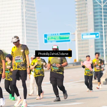 Runner Photo 6732703