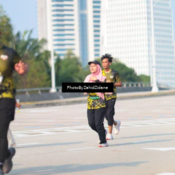 Runner Photo 6732720