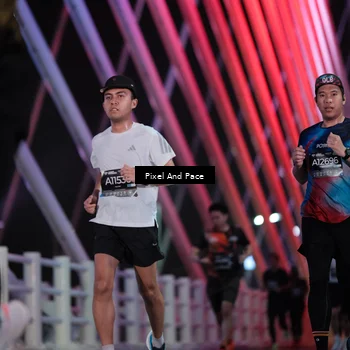 Runner Photo 6732753