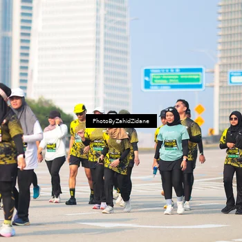 Runner Photo 6732794