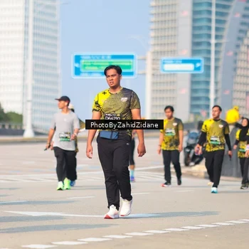 Runner Photo 6732933