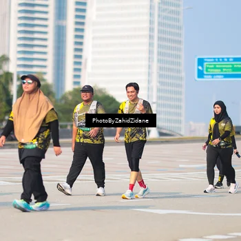 Runner Photo 6733018