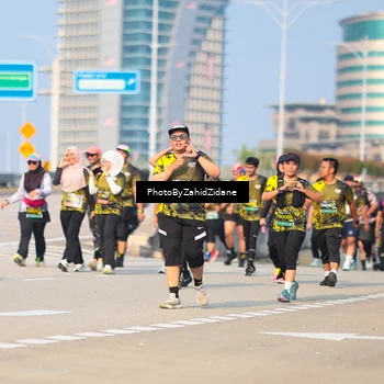 Runner Photo 6733046