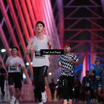 Runner Photo 6733075
