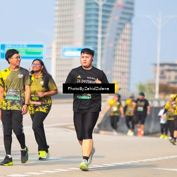 Runner Photo 6733200
