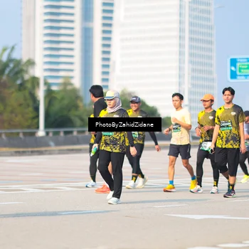 Runner Photo 6733222