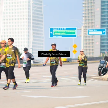 Runner Photo 6733236