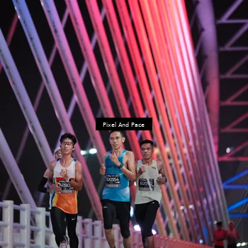Runner Photo 6733272